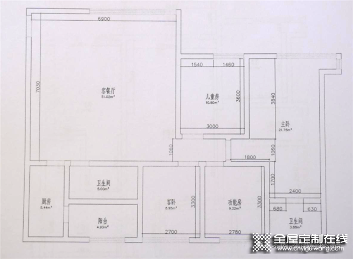 萊茵艾格全屋定制案例：130m²的現(xiàn)代輕奢新房，將收納與空間利用最大化！